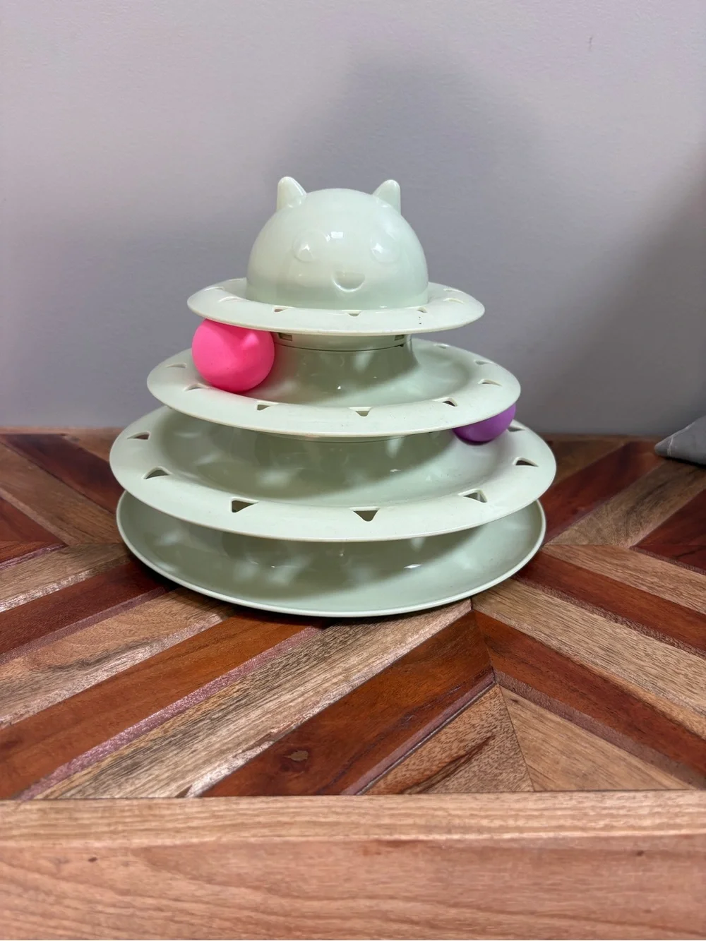Cat Stack Track Toy - Mint with Pink & Purple Balls